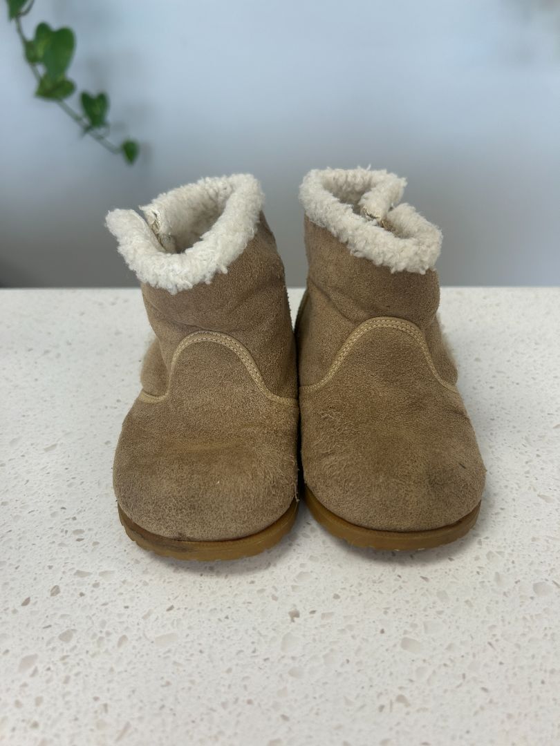 Beige NWOT Familiar Booties, 14