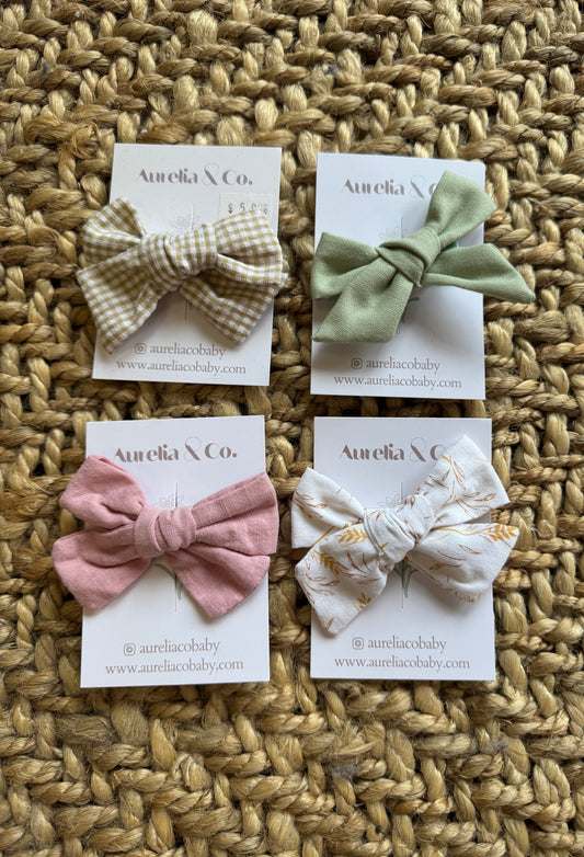 Aurelia & Co. Bow Clip