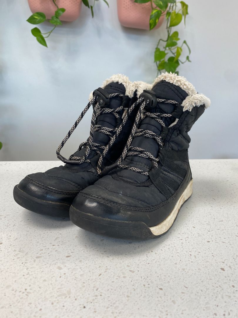 Black Sorel Winter Boots, C13