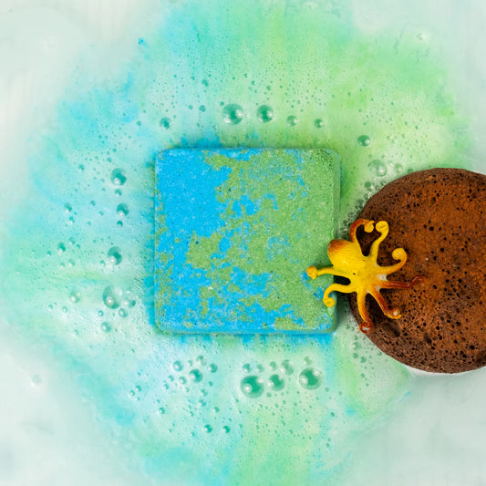 Ocean Explorer Bath Bomb W/ Toy - Happy Hippo